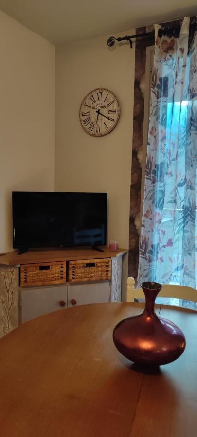 Appartement Avec Vue Sur La Montagne Bagnères-de-Luchon Kültér fotó